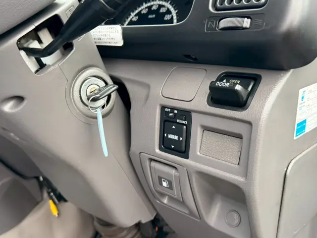 トヨタ コースター SDG-XZB51(2WD)の写真45