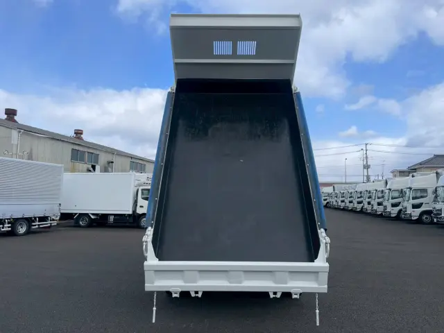 いすゞ フォワード 2PG-FRR90S1(2WD)の写真10