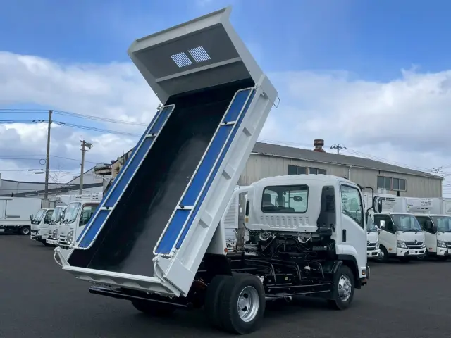 いすゞ フォワード 2PG-FRR90S1(2WD)の写真11