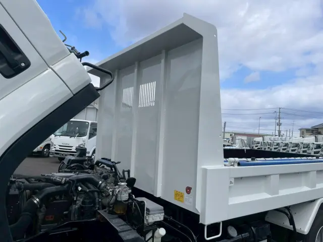 いすゞ フォワード 2PG-FRR90S1(2WD)の写真21