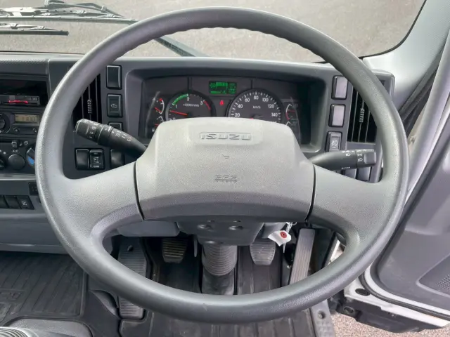 いすゞ フォワード 2PG-FRR90S1(2WD)の写真31