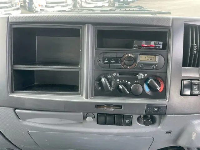 いすゞ フォワード 2PG-FRR90S1(2WD)の写真33