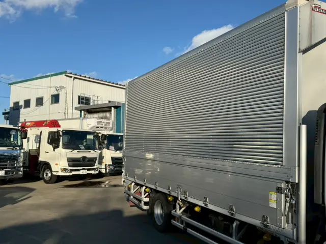 いすゞ エルフ TRG-NPR85AN(2WD)の写真9