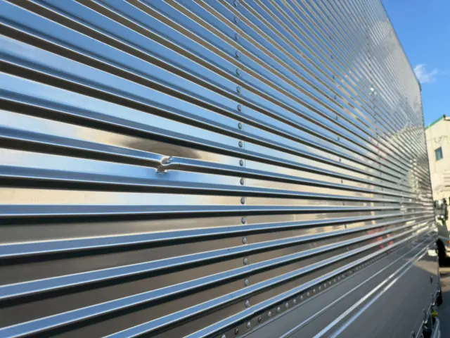 いすゞ エルフ TRG-NPR85AN(2WD)の写真19