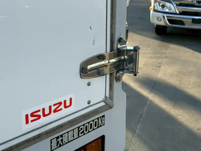 いすゞ エルフ TRG-NPR85AN(2WD)の写真29