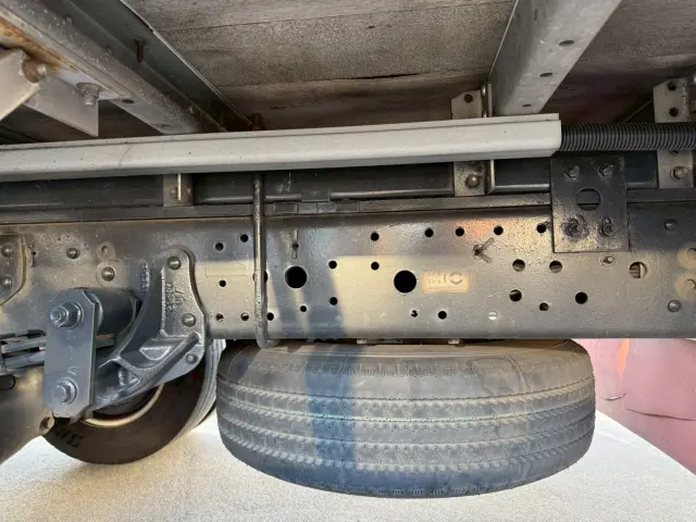 いすゞ エルフ TRG-NPR85AN(2WD)の写真36