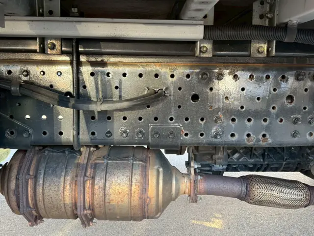 いすゞ エルフ TRG-NPR85AN(2WD)の写真38