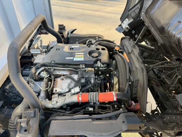 いすゞ エルフ TRG-NPR85AN(2WD)の写真40