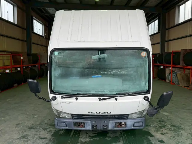 いすゞ エルフ TPG-NJR85A(2WD)の写真40