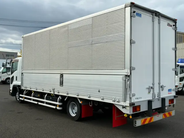 いすゞ フォワード TKG-FRR90T2(2WD)の写真6