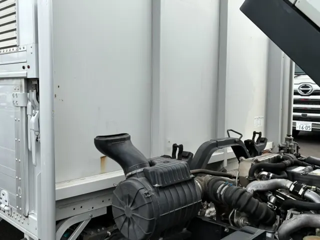 いすゞ フォワード TKG-FRR90T2(2WD)の写真28