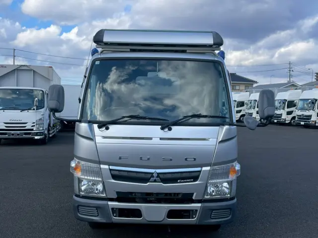 三菱 キャンター TPG-FEA50(2WD)の写真2