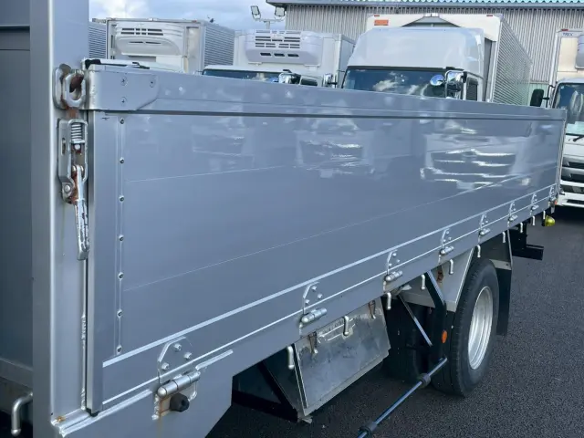 三菱 キャンター TPG-FEA50(2WD)の写真8