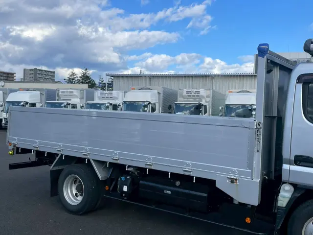 三菱 キャンター TPG-FEA50(2WD)の写真9