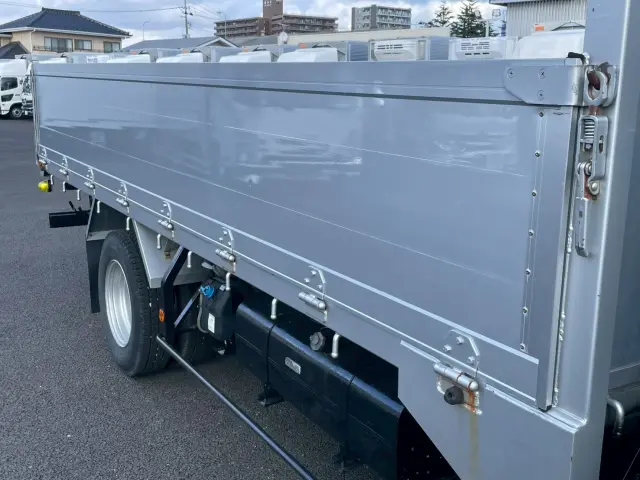三菱 キャンター TPG-FEA50(2WD)の写真10