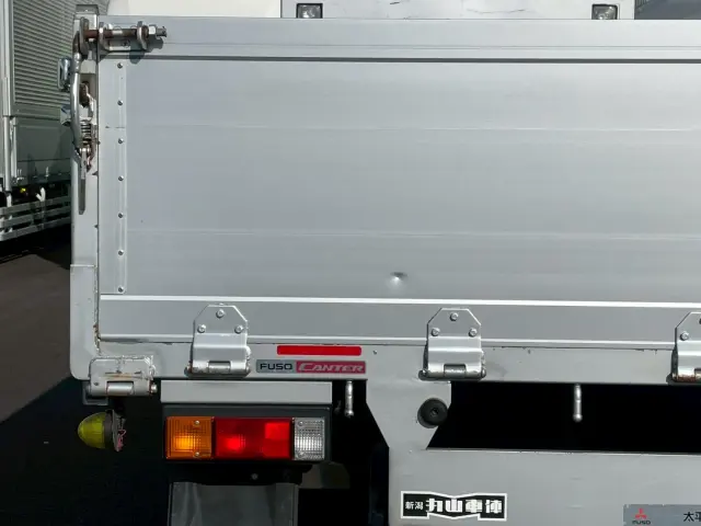 三菱 キャンター TPG-FEA50(2WD)の写真18