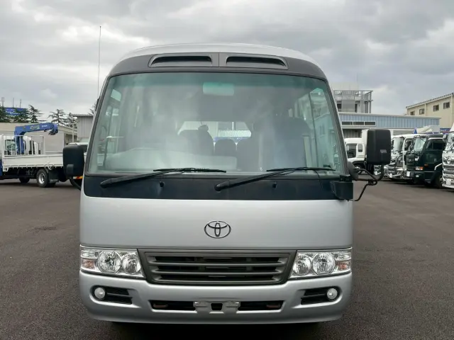 トヨタ コースター SKG-XZB50(2WD)の写真2