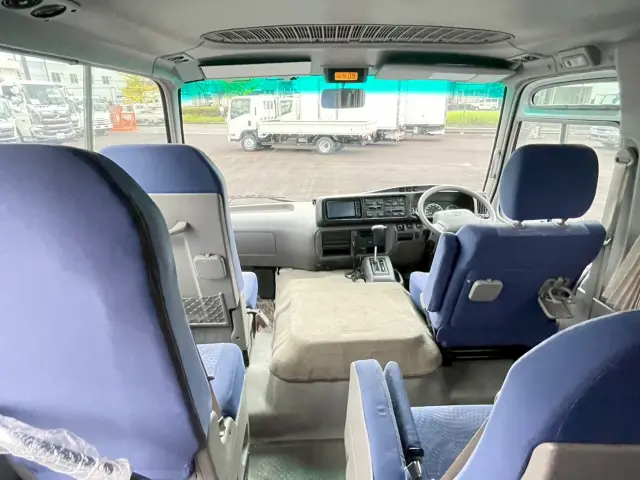 トヨタ コースター SKG-XZB50(2WD)の写真20