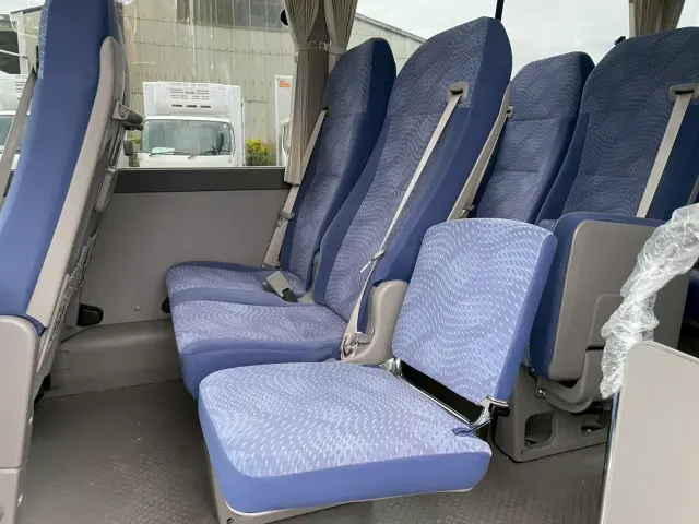 トヨタ コースター SKG-XZB50(2WD)の写真22