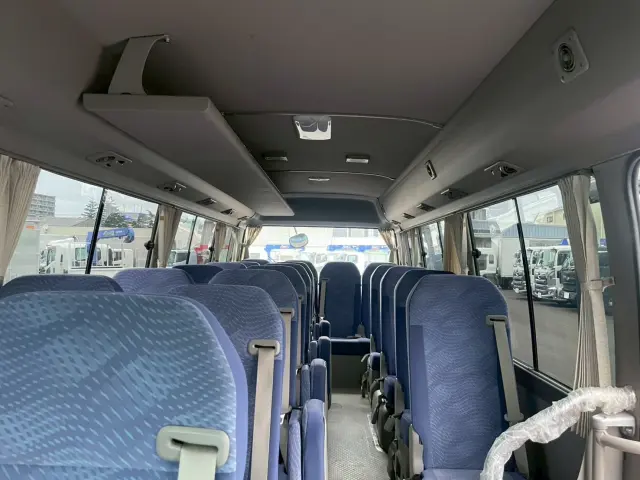 トヨタ コースター SKG-XZB50(2WD)の写真25
