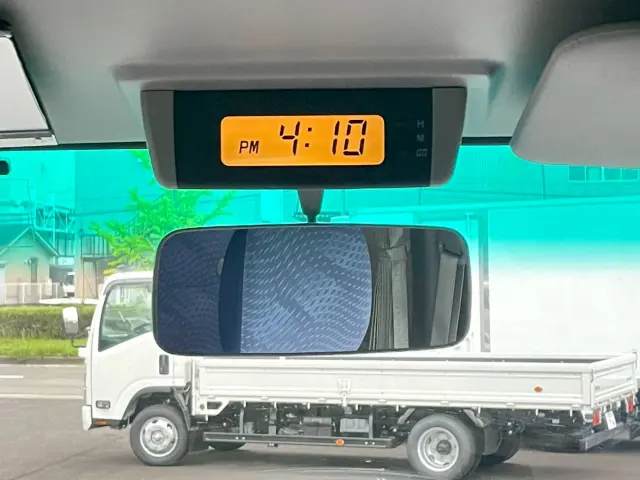 トヨタ コースター SKG-XZB50(2WD)の写真30