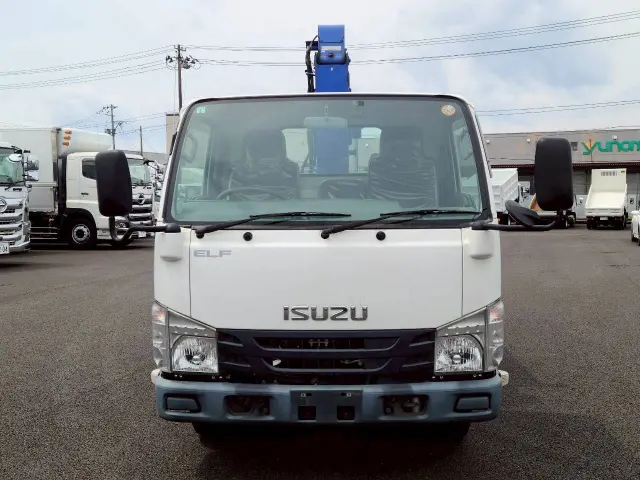 いすゞ エルフ TPG-NKR85AR(2WD)の写真2