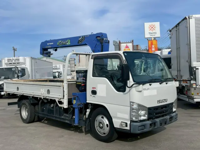 いすゞ エルフ TPG-NKR85AR(2WD)の写真3