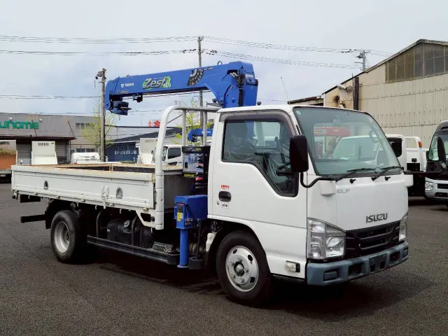 いすゞ エルフ TPG-NKR85AR(2WD)の写真3