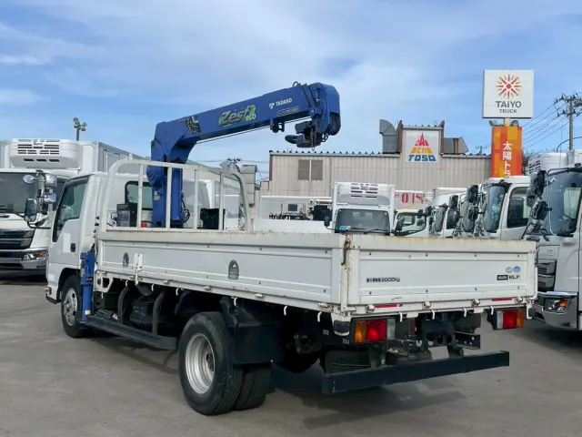 いすゞ エルフ TPG-NKR85AR(2WD)の写真6