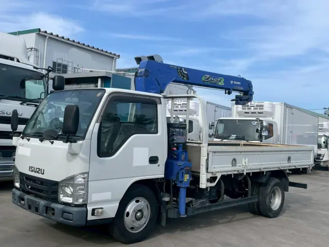 いすゞ エルフ TPG-NKR85AR(2WD)の写真8