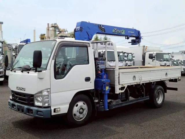いすゞ エルフ TPG-NKR85AR(2WD)の写真8