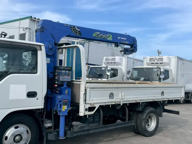 いすゞ エルフ TPG-NKR85AR(2WD)の写真9