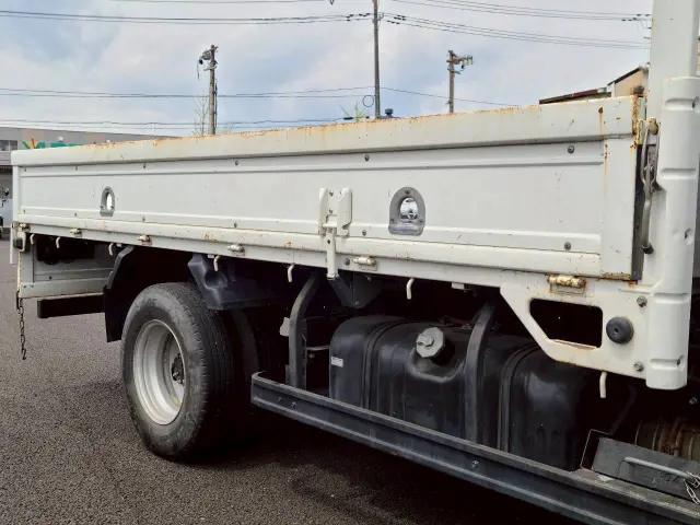 いすゞ エルフ TPG-NKR85AR(2WD)の写真9