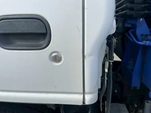 いすゞ エルフ TPG-NKR85AR(2WD)の写真22