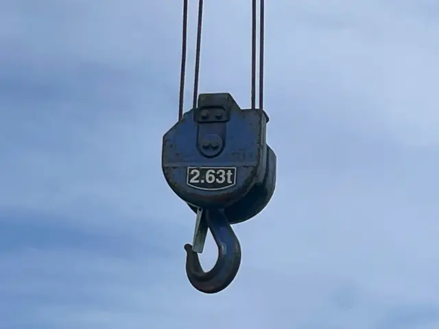 いすゞ エルフ TPG-NKR85AR(2WD)の写真24