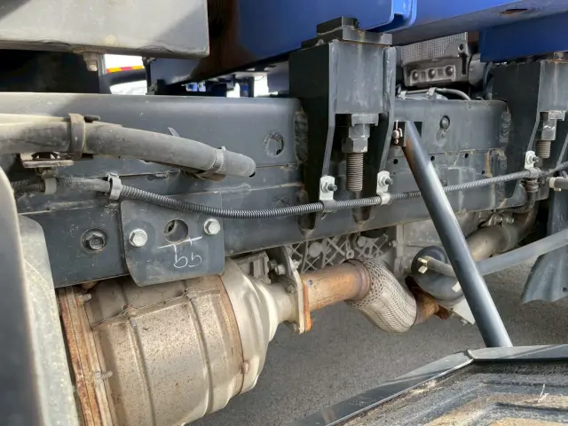 いすゞ エルフ TPG-NKR85AR(2WD)の写真31