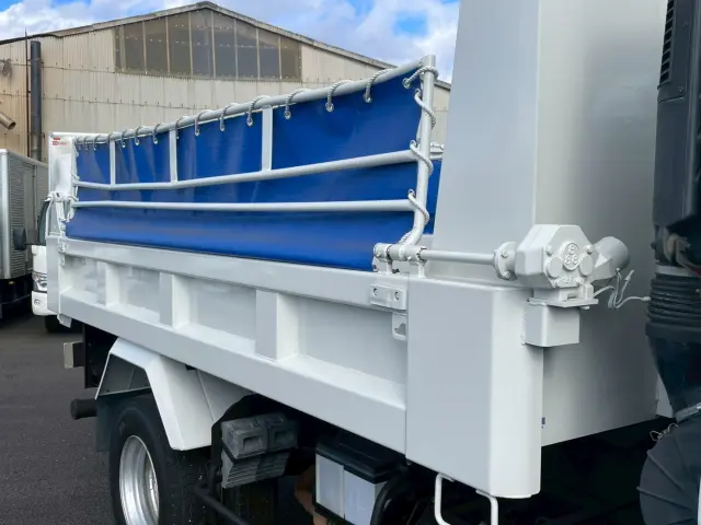 いすゞ フォワード TKG-FRR90S1(2WD)の写真21