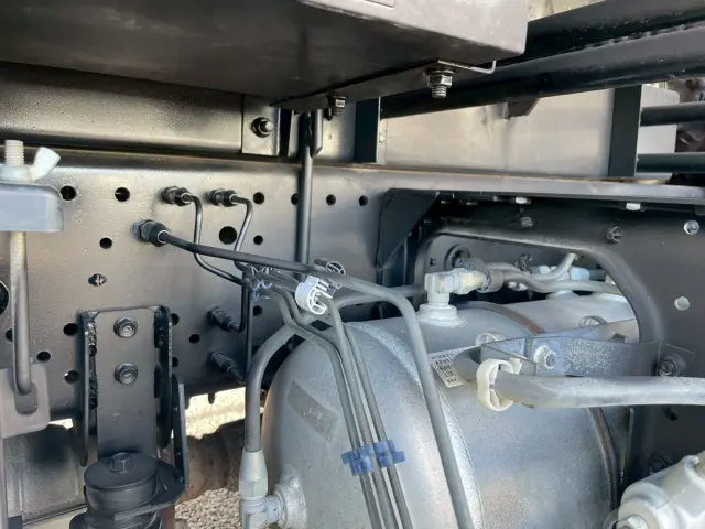 いすゞ フォワード TKG-FRR90S1(2WD)の写真28