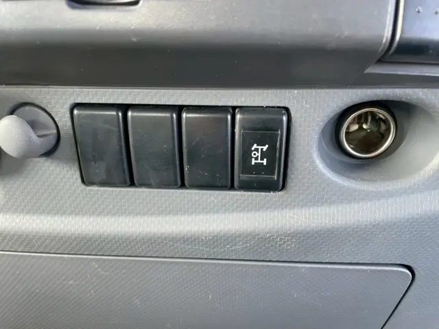 いすゞ フォワード TKG-FRR90S1(2WD)の写真48