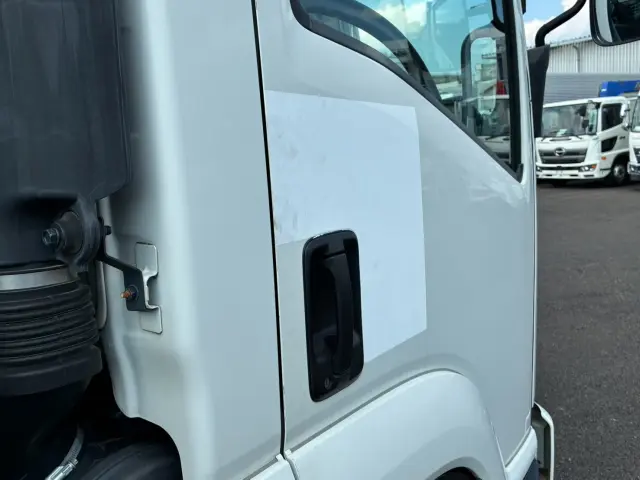 いすゞ フォワード 2PG-FRR90S1(2WD)の写真33