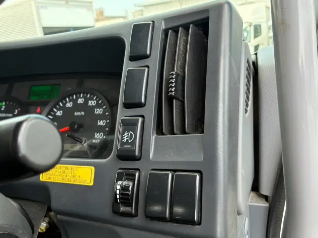 いすゞ フォワード 2PG-FRR90S1(2WD)の写真48