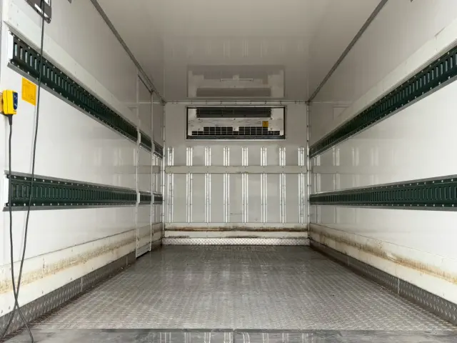 いすゞ エルフ TPG-NPR85AN(2WD)の写真10