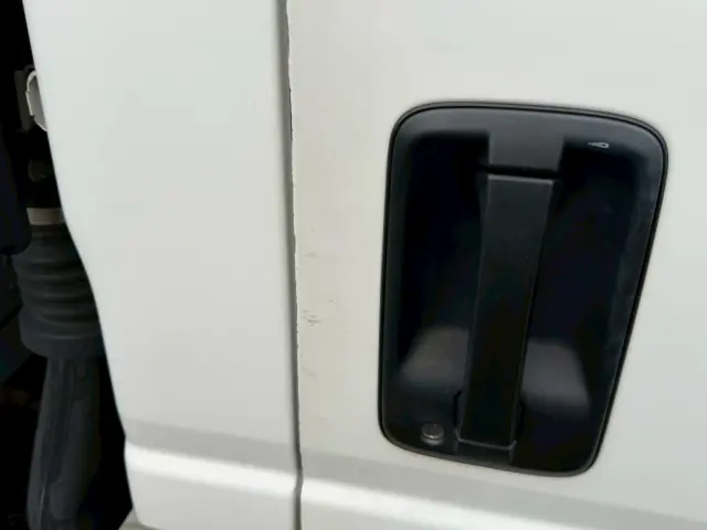 いすゞ エルフ TPG-NPR85AN(2WD)の写真32