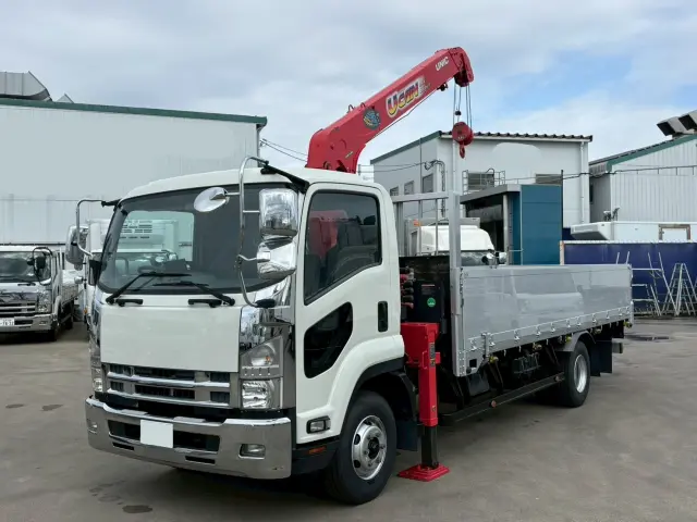 いすゞ フォワード TKG-FRR90S2(2WD)の写真1