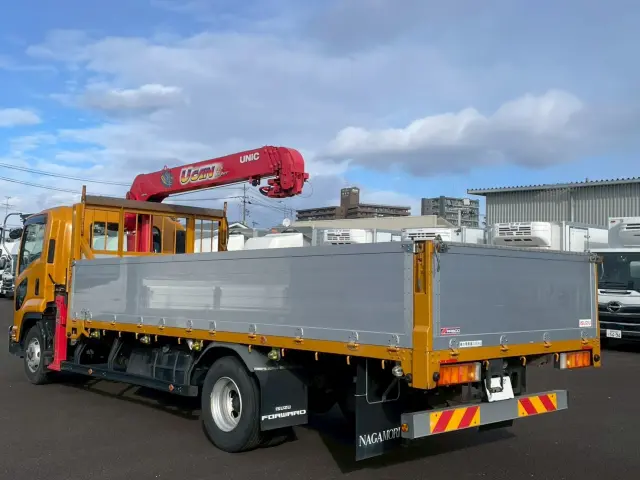 いすゞ フォワード TKG-FRR90S2(2WD)の写真6