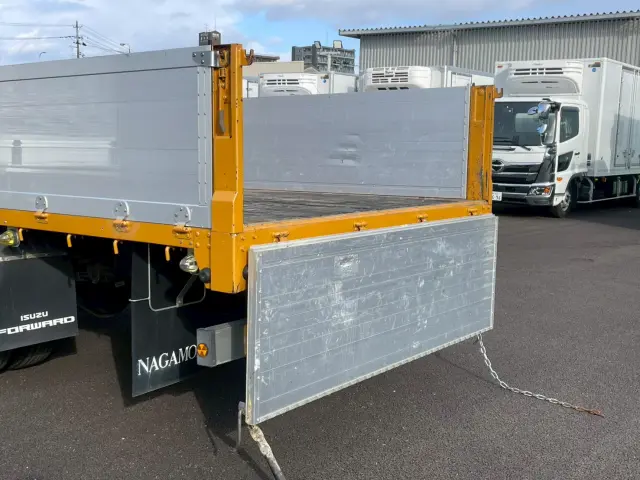 いすゞ フォワード TKG-FRR90S2(2WD)の写真17