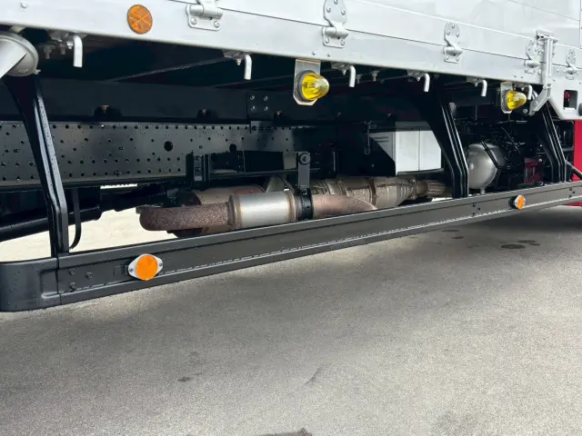 いすゞ フォワード TKG-FRR90S2(2WD)の写真22