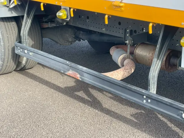 いすゞ フォワード TKG-FRR90S2(2WD)の写真31