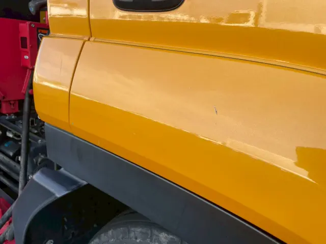 いすゞ フォワード TKG-FRR90S2(2WD)の写真32