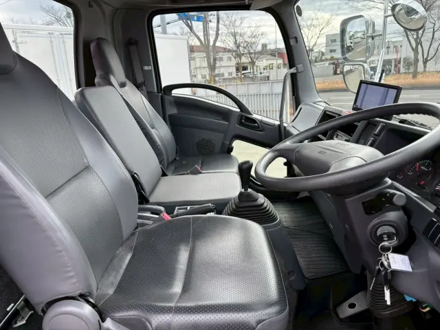いすゞ フォワード TKG-FRR90S2(2WD)の写真34